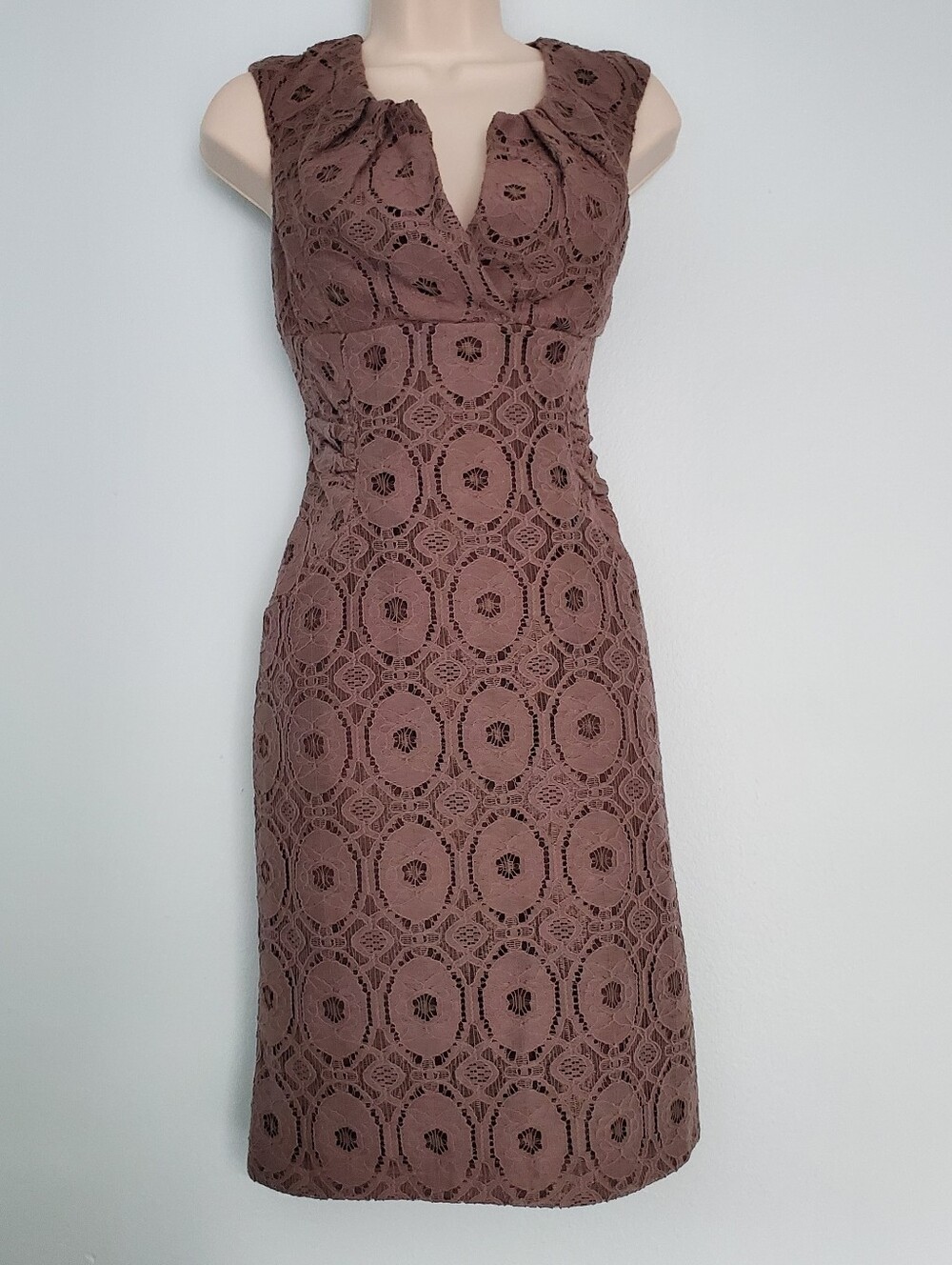 NWOT Cynthia Rowley Sleeveless Taupe Lace Sheath Dress - Sz 8
